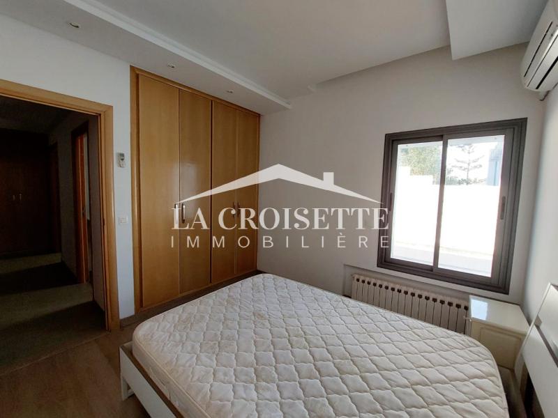 Appartement meublé S+3 vue sur mer avec terrasse à La Marsa